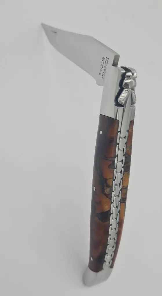 🔪 Le Laguiole – Couteau pliant régional personnalisable artisanal